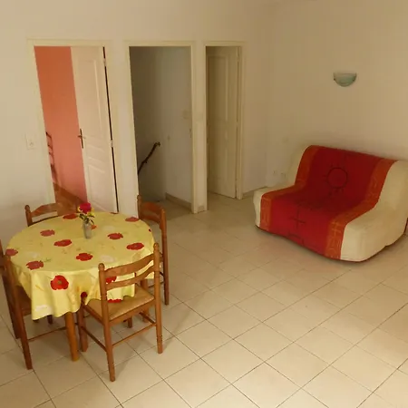 Meublé à L'étage Apartamento Saint-Pé-de-Bigorre